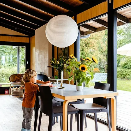 Дом отдыха Renovated 70s Surrounded By Lovely Nature Asnaes