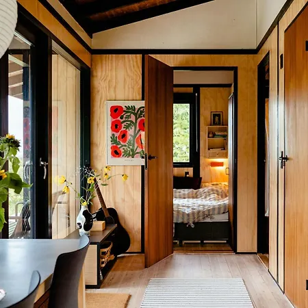 Renovated 70s Surrounded By Lovely Nature בית נופש Asnæs