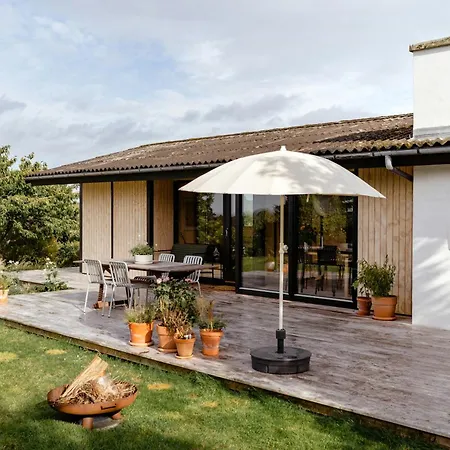 Renovated 70s Surrounded By Lovely Nature * Asnæs